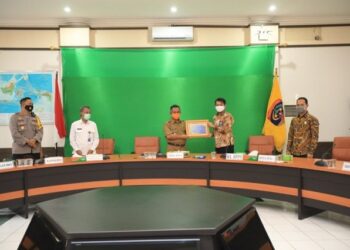 Pemkot Tarakan Terima Piagam Penghargaan dari Menteri Keuangan atas Raihan Opini WTP