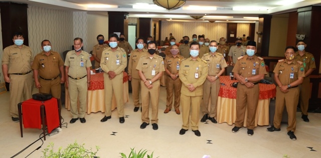 Pjs Gubernur: Camat adalah Garda Terdepan Penanganan Pandemi