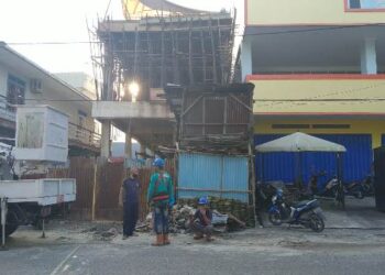 Kaget Mendengar Suara Ledakkan, Ternyata Pekerja Bangunan Tersengat Listrik