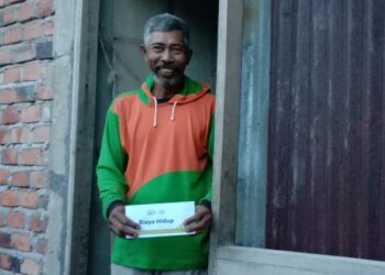 Salurkan Bantuan Biaya Hidup 24 Warga Lansia dan Dhuafa