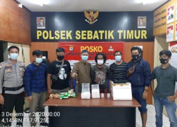 Sempat Dilempar Parang, Petugas Terpaksa Berikan Tindakan Tegas Terukur, Amankan 2 WNA Bersama Sabu 2,033 Kg