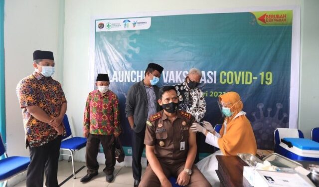 Wakil Wali Kota Ajak Masyarakat Ikut Vaksinasi