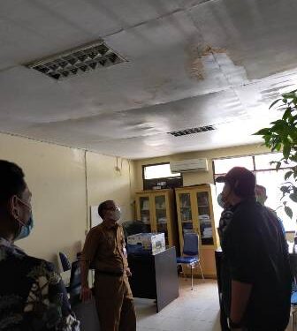 Atap Kantor DLH Tarakan Butuh Renovasi Jendela  Kaltara