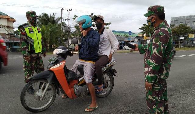Tingkatkan Disiplin Prokes, Koramil 0907/04 Tarakan Utara Gelar Razia Masker