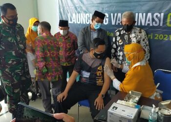 Kapolres Tarakan yang Pertama Disuntik Vaksin Covid-19