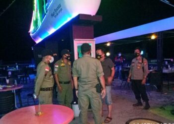 Lewati Batas Jam Buka, Sejumlah THM, Cafe dan Warkop di Sebatik Dibubarkan Aparat