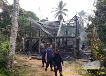 Satu Rumah di Sebatik di Lahap si Jago Merah