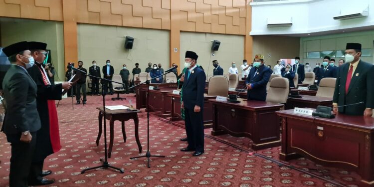 Saleh SE Resmi Jabat Wakil Ketua DPRD Nunukan Gantikan Irwan Sabri