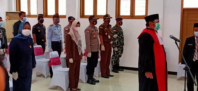 Bupati Laura Hadiri Pengambilan Sumpah dan Pelantikan Wakil Ketua PN Nunukan