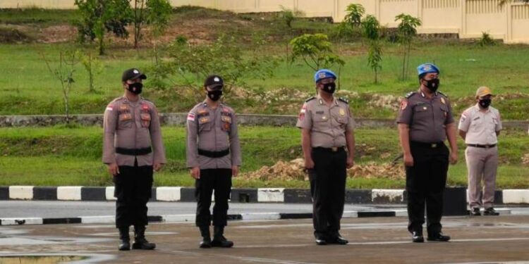 Dua Anggota Polda Kaltara Dapat Pin Emas dari Kapolri