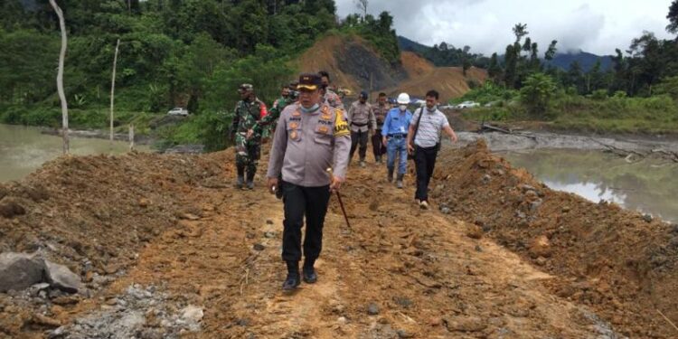 Tim Gabungan Polres Malinau dan Polda Kaltara Selidiki Pencemaran Lingkungan