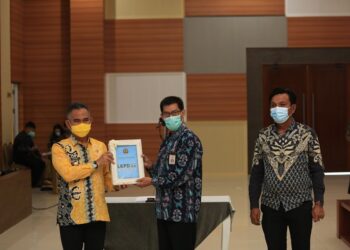 Serahkan LKPD, Wali Kota Target Pertahankan WTP dan Tingkatkan Grade