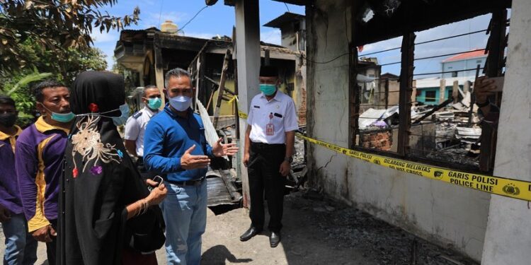 Kunjungi Lokasi Kebakaran, Wali Kota Jamin Beri Santunan