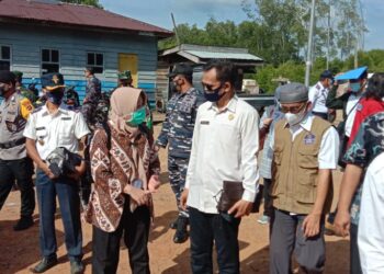 Sekda Nunukan Dampingi Asdep BNPP dan Direktur Kemenlu Tinjau Pemulangan WNI dari Malaysia