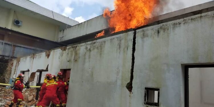 Asah Kemampuan Tim Fire and Rescue RSUD Tarakan dalam Menanggulangi Emergency