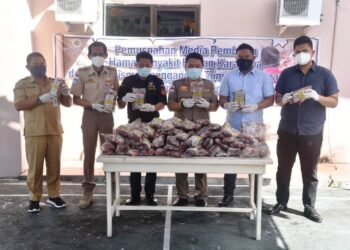 Tidak Dilengkapi Setifikat Kesehatan, 1,9 Ton Daging Kerbau Ilegal Dimusnahkan