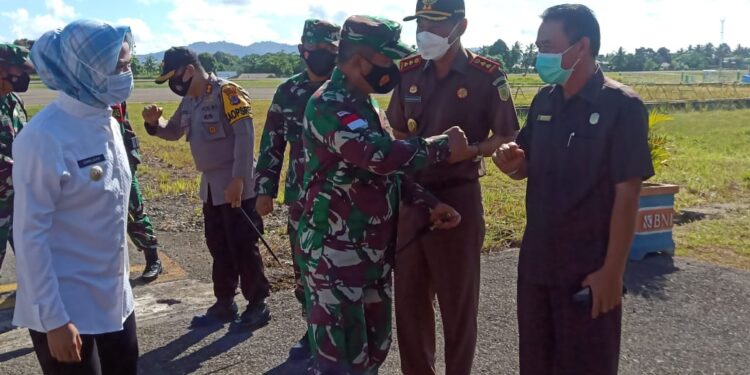 Pangdam VI/Mulawarman Beri Pengarahan kepada Prajurit Satgas Pamtas RI di Nunukan