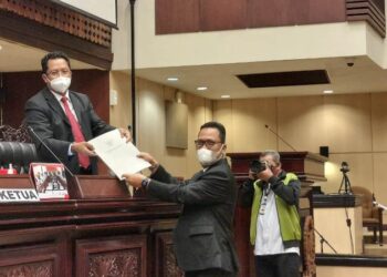 Hasan Basri Perjuangkan Masalah Ketenagalistrikkan di Kaltara di Sidang Paripurna DPD RI