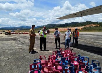 Pertamina Terbangkan LPG 12 Kg ke Krayan
