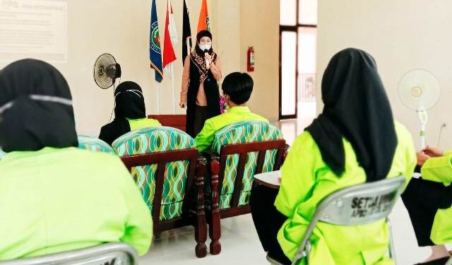 Bupati Laura Sampaikan Kuliah Umum tentang Kepemimpinan kepada Mahasiswa Politeknik Negeri Nunukan