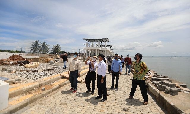 Tahap Pertama Pembenahan Pantai Amal akan Rampung, Wali Kota Tinjau Persiapan Operasional