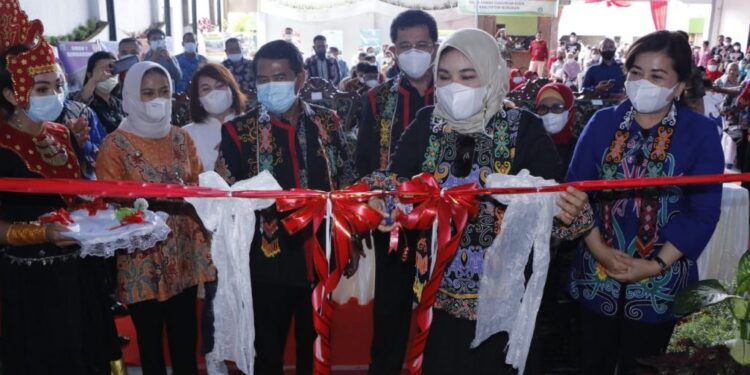 Gubernur Resmikan RKB SMA 2 Nunukan, Ingatkan Pihak Sekolah untuk Manfaatkan Secara Maksimal