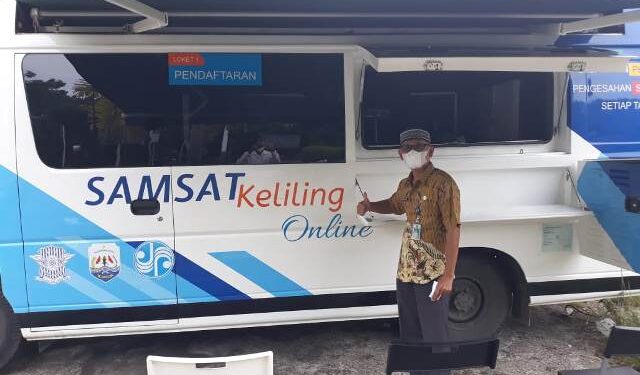 Di Mobil Samsat Keliling, Bayar Pajak hanya 5 Menit