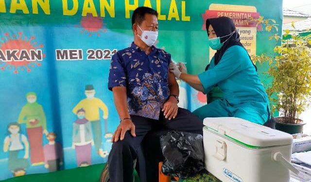 Kodim 0907/Tarakan Laksanakan Vaksinasi kepada Purnawirawan Beserta Istri dan Warakauri TNI AD