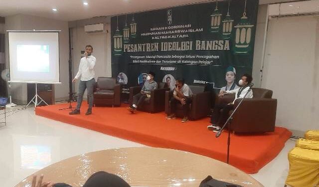 HMI Badko Kaltara Gelar Pesantren Ideologi Bangsa Cegah Bibit Radikalisme di Kalangan Pelajar
