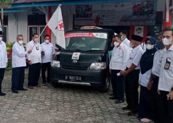 Hamid Amren Gantikan Almarhum Yunus Abbas, PMI Tarakan Salurkan Bantuan untuk Warga Terdampak Banjir di Malinau