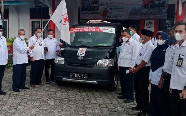 Hamid Amren Gantikan Almarhum Yunus Abbas, PMI Tarakan Salurkan Bantuan untuk Warga Terdampak Banjir di Malinau