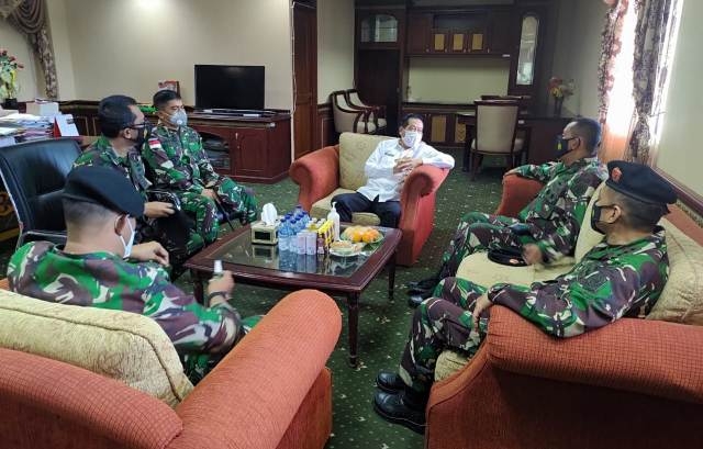 Terima Kunjungan Kapusjianstra Mabes TNI, Sekda Serfianus Bahas Pengelolaan Perbatasan