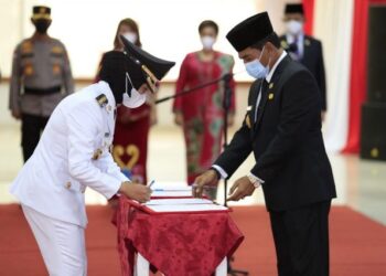 Lantik Bupati dan Wabup Nunukan, Gubernur Zainal Percaya Laura – Hanafiah Laksanakan Tugas dengan Baik