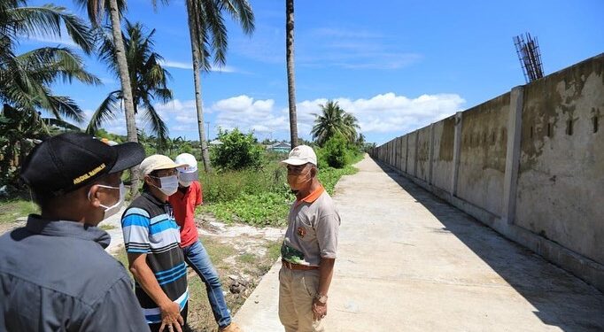 Pembangunan Pagar Pembatas Kawasan Wisata Pantai Amal Tetap Dilanjutkan