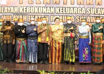 BPW KKSS dan PW IPSS Kaltara Dilantik, Gubernur Zainal Pesan Pengurus Harus Bisa Bersinergi