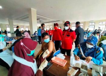 Kembali Distribusikan Vaksin, Deddy Sitorus Komitmen Dorong Pusat Alokasikan untuk Kaltara