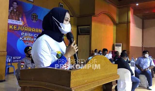 Bupati Laura Buka Kejuaraan Bulutangkis PBSI Cup 2021
