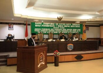 Sampaikan Jawaban Pemerintah, Wali Kota Khairul Apresiasi Saran dan Koreksi Anggota Dewan