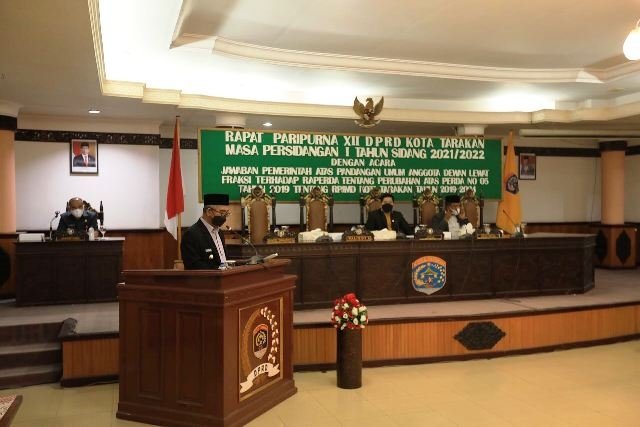 Sampaikan Jawaban Pemerintah, Wali Kota Khairul Apresiasi Saran dan Koreksi Anggota Dewan