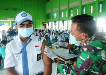 Serbuan Vaksinasi Kodim 0907/Trk Sasar Pelajar SMKN 2 Tarakan