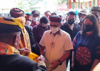 Deddy Sitorus Dianugerahi Warga Kehormatan Suku Tidung