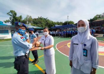 Dedikasi Tangani Covid-19, Petugas Kesehatan Lapas Tarakan Terima Penghargaan dari KemenkumHAM