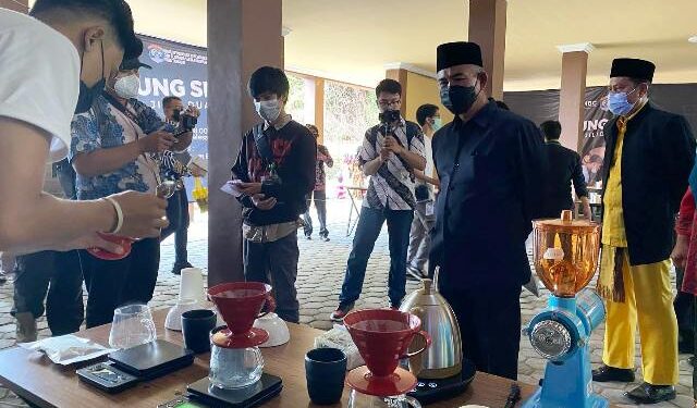 Buka Lomba Barista, Wali Kota Harapkan Pelaku Usaha Cafe Dapat Berinovasi, Berkolaborasi dan Bersinergi