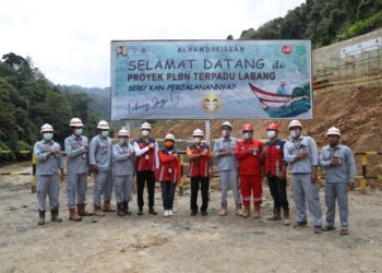 Tinjau Pembangunan PLBN, Gubernur Zainal Minta Kontraktor Berdayakan Masyarakat Lokal