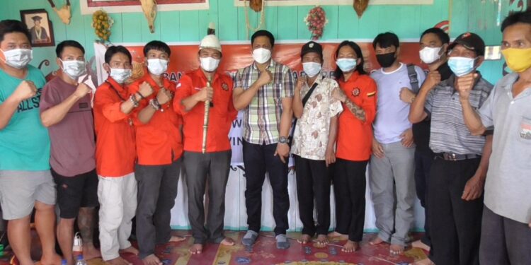 Direktorat Intelkam Polda Kaltara Salurkan Bansos dan Jalin Silaturahmi Bersama DPW TBBR Kaltara