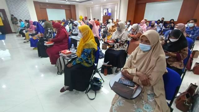 Wisuda 361 Mahasiswa, Bukti UPBJJ-UT Tarakan Turut Andil Meningkatkan Kualitas SDM di Kaltara