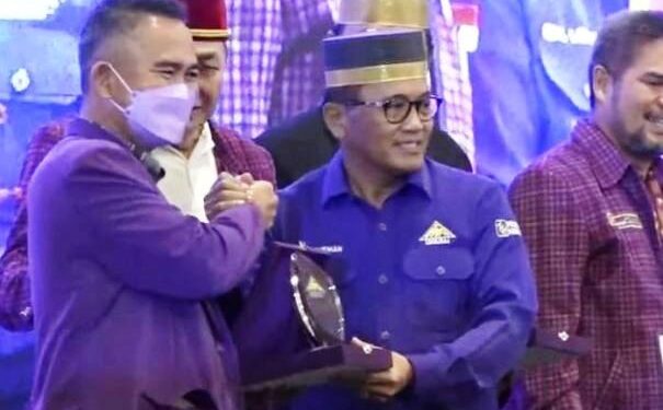 Eksistensi DPW HIKMA Kaltara Diganjar Penghargaan dari DPP HIKMA