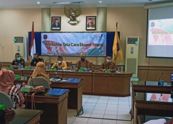 Berbagi Ilmu dengan Pelaku Usaha, Perumda Tarakan Aneka Usaha Gelar Workshop Tata Cara Ekspor dan Impor