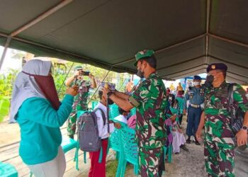 Pantau Vaksinasi Anak 6-11 Tahun, Pangkoarmada II Laksda TNI Iwan Isnuryanto Apresiasi Peran Orangtua