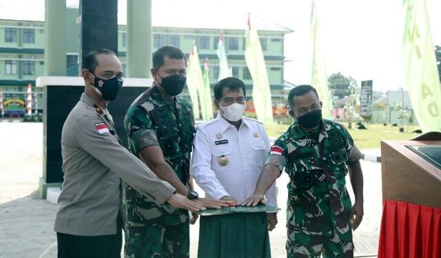 Hadiri Peresmian Markas Korem 092/Maharajalila, Gubernur Zainal Sampaikan Pesan Presiden